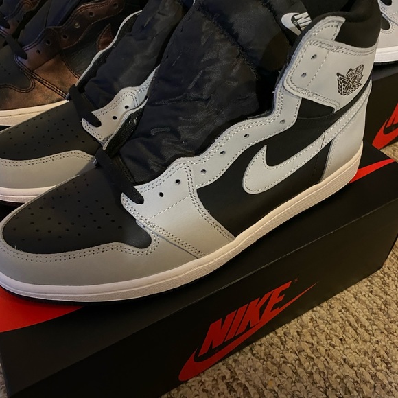 Jordan Retro 1 High Shadow 2.0 - Picture 3 of 5